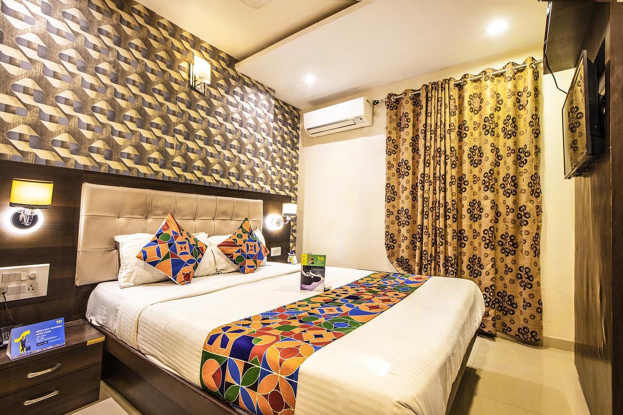 Hygienic Hotel Liberty Plaza Мумбаї Екстер'єр фото
